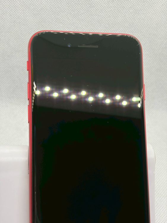 ���Хåƥ꡼85% SIM�ե꡼ iPhoneSE ��3���� 64GB ��å�