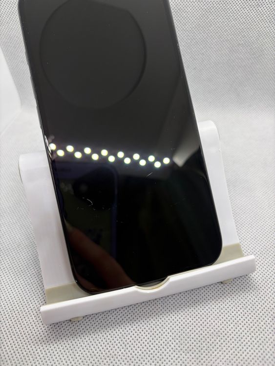 ���Хåƥ꡼91% SIM�ե꡼ iPhone16 256GB �֥�å�