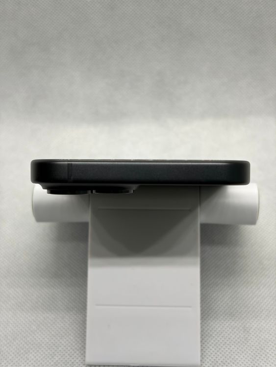 ���Хåƥ꡼80% Ķ���� SIM�ե꡼ iPhone15 128GB �֥�å�