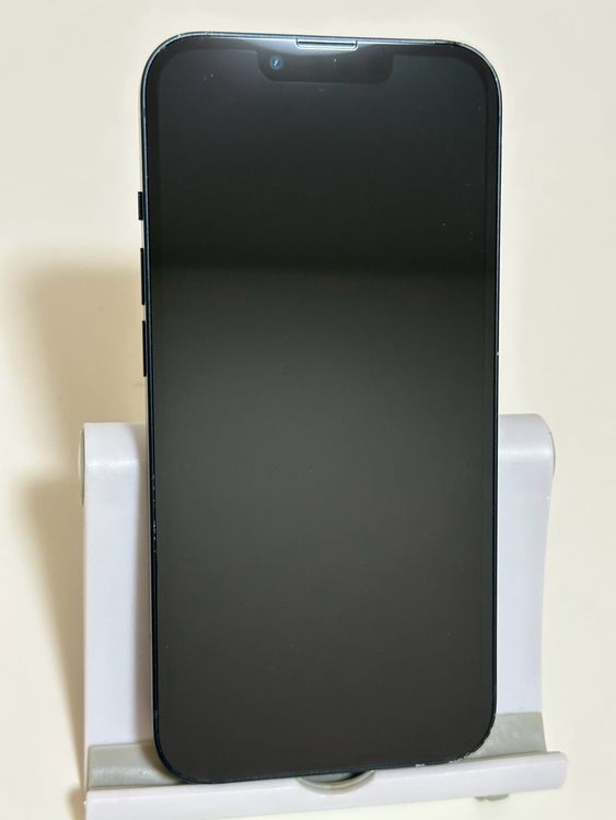 ���Хåƥ꡼84% SIM�ե꡼ iPhone13 256GB �ߥåɥʥ���
