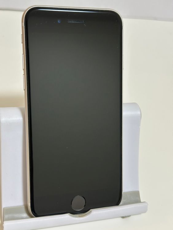������Ʊ�� �Хåƥ꡼87% SIM�ե꡼ iPhoneSE ��3���� 64GB �������饤��