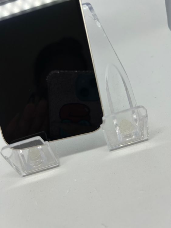 ���ϥԥͥ��ͥå� SIM�ե꡼ iPhone13  256GB �������饤�� �Хåƥ꡼74%