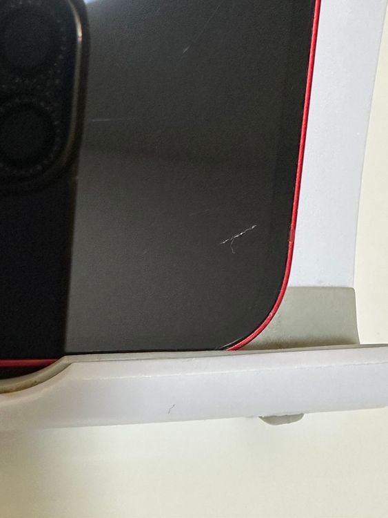���Хåƥ꡼84% SIM�ե꡼ iPhone13 128GB ��å�
