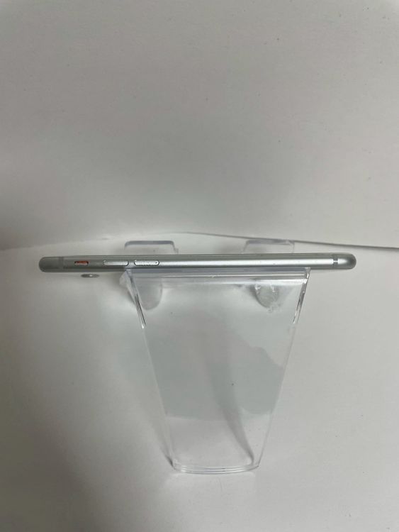ϥԥͥͥå SIMե꡼ iPhone8  64GB С Хåƥ꡼80%
