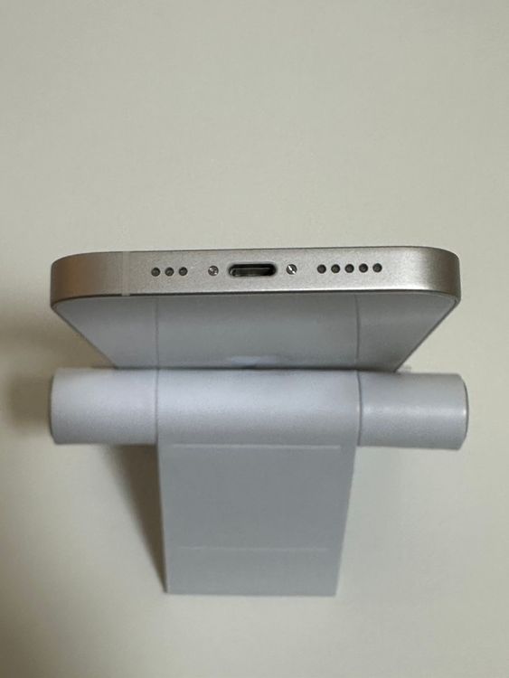 ���Хåƥ꡼87% SIM�ե꡼ iPhone14 128GB �������饤��