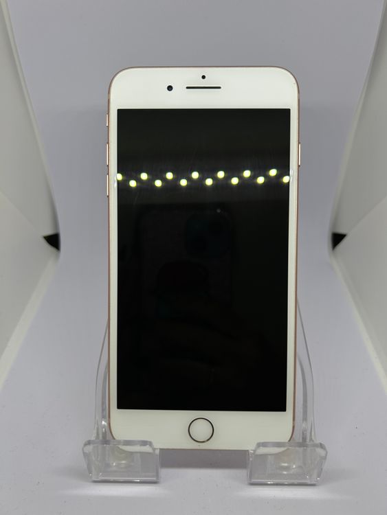��SIM�ե꡼ iPhone8Plus  256GB ������� �Хåƥ꡼83%