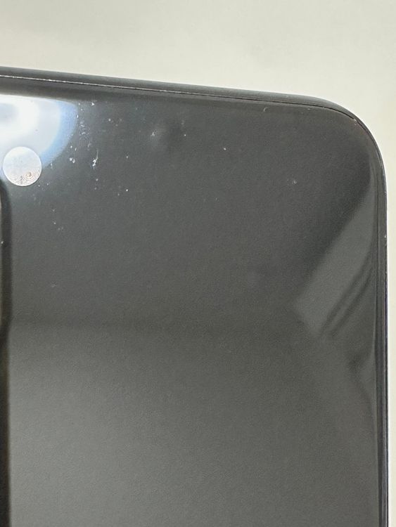 ��SIM�ե꡼ iPhoneSE ��2���� 64GB �֥�å�