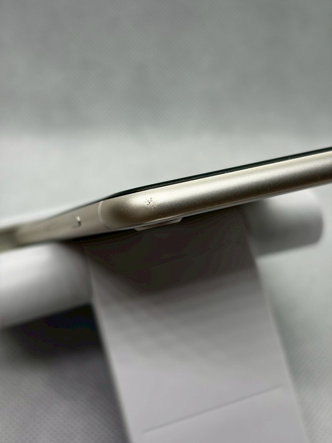 ムスビー｜○バッテリー84% SIMフリー iPhoneSE 第3世代 64GB スター