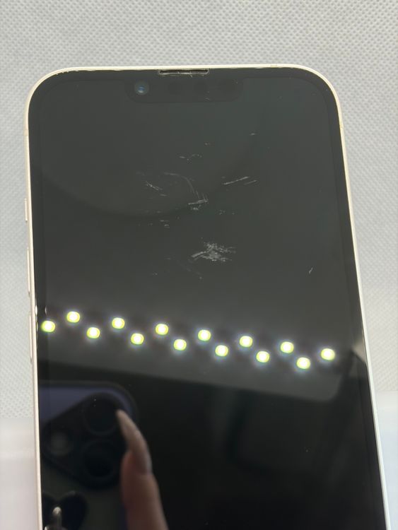 ��SIM�ե꡼ iPhone14 128GB �������饤�� �Хåƥ꡼81%