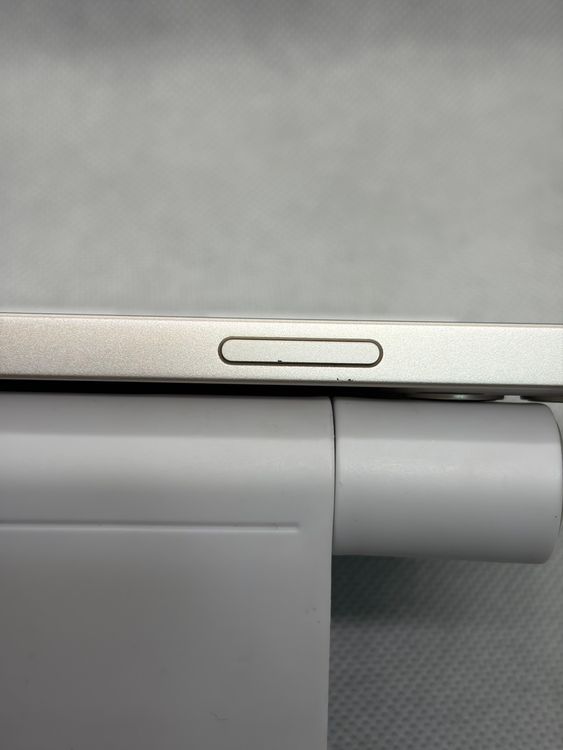 ���Хåƥ꡼94% SIM�ե꡼ iPhone12 64GB �ۥ磻��