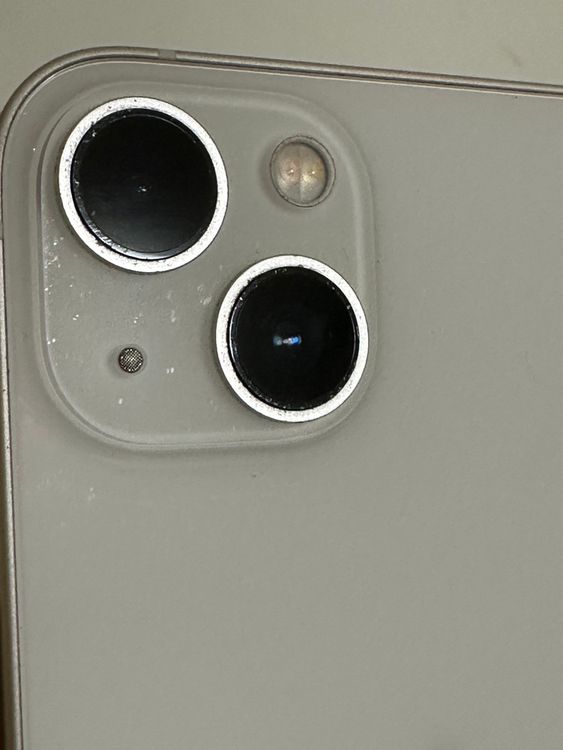 ���Хåƥ꡼84% SIM�ե꡼ iPhone13 128GB �������饤��
