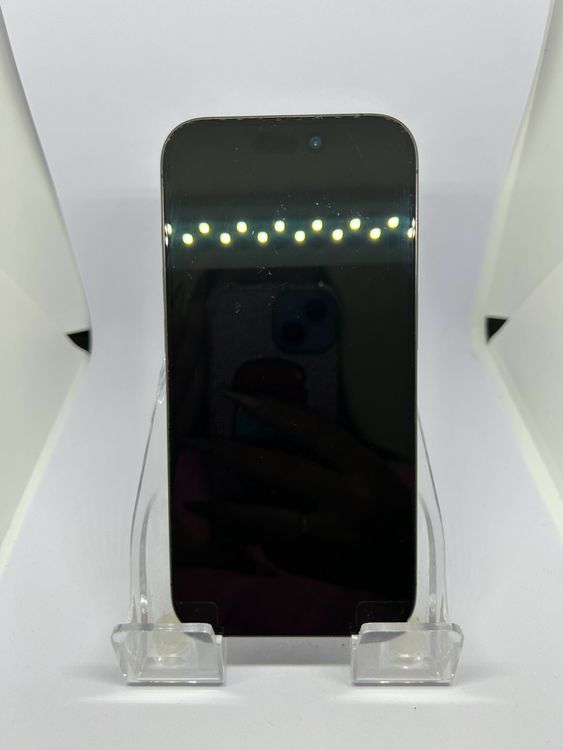��SIM�ե꡼ iPhone15Pro 256GB �֥�å������˥���