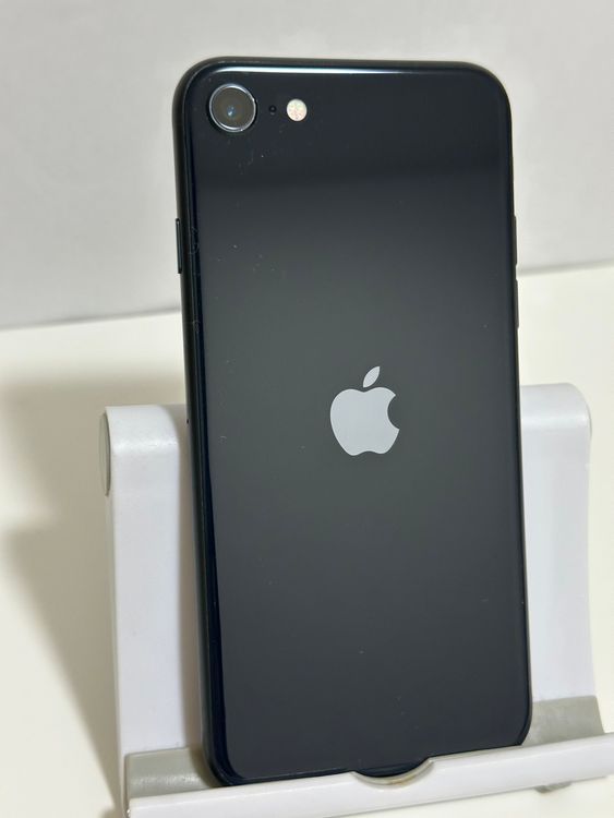 ��SIM�ե꡼ iPhoneSE ��3���� 128GB �ߥåɥʥ���