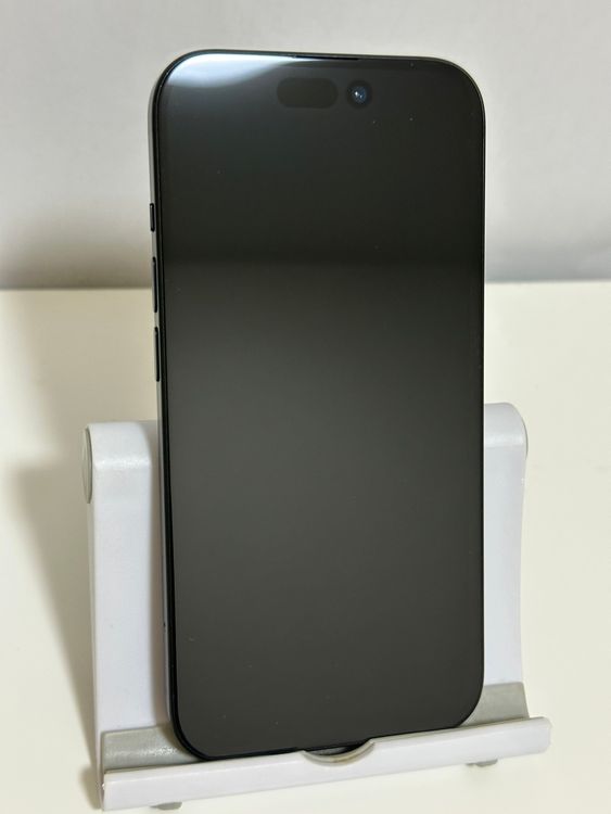 ���Хåƥ꡼82% SIM�ե꡼ iPhone15 128GB �֥�å�