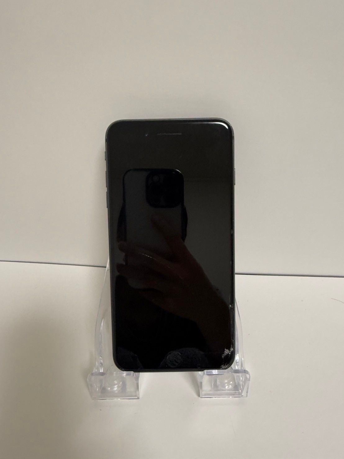 ムスビー｜○ハピネスネット SIMフリー iPhone8Plus 64GB グレー