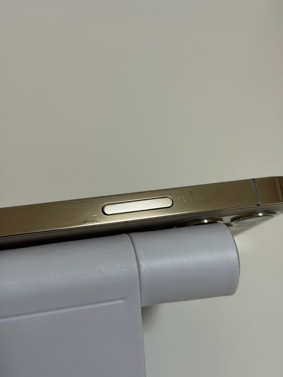 ��SIM�ե꡼ iPhone12Pro 128GB �������