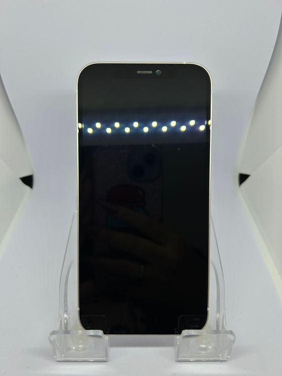 ��SIM�ե꡼ iPhone12  64GB �ۥ磻�� ����̵��
