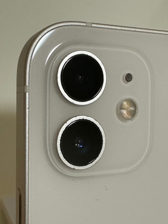 ��SIM�ե꡼ iPhone12 128GB �ۥ磻��