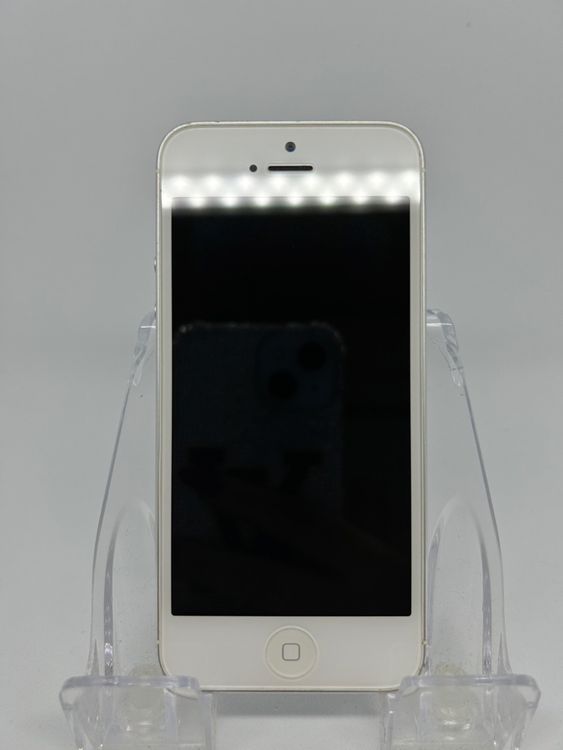 ϥԥͥͥå iPhone5  32GB ۥ磻 ̵