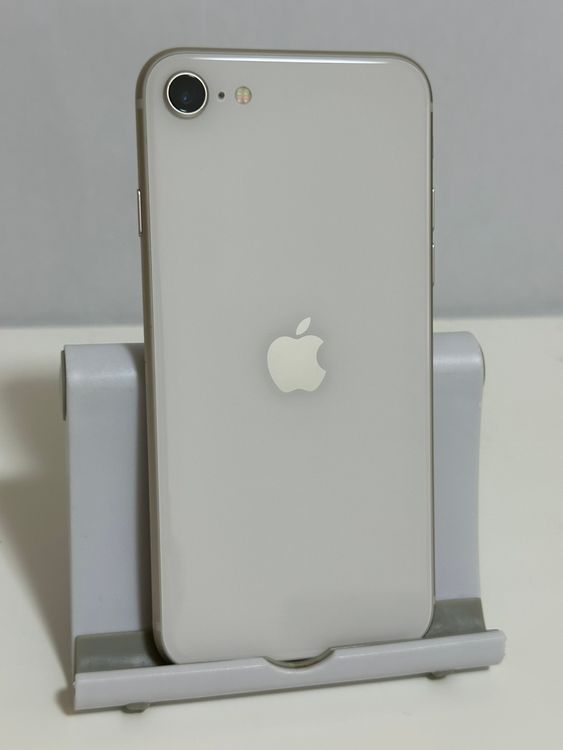 ��SIM�ե꡼ iPhoneSE ��3���� 64GB �������饤��