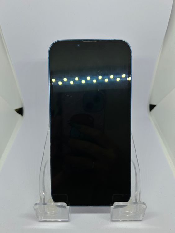 ��SIM�ե꡼ iPhone13  256GB �֥롼 �Хåƥ꡼79%