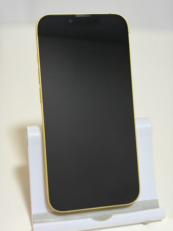 ���Хåƥ꡼83% SIM�ե꡼ iPhone14 128GB ��������