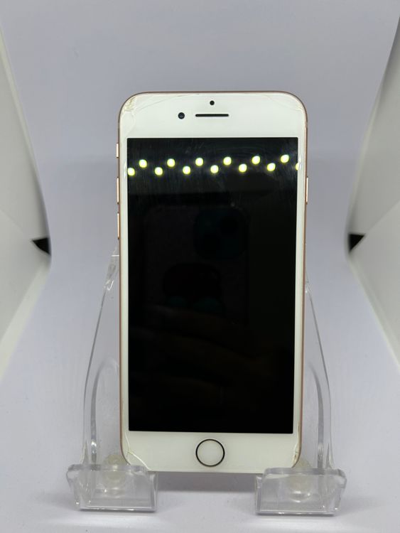 ��SIM�ե꡼ iPhone8  64GB ������� �Хåƥ꡼78%