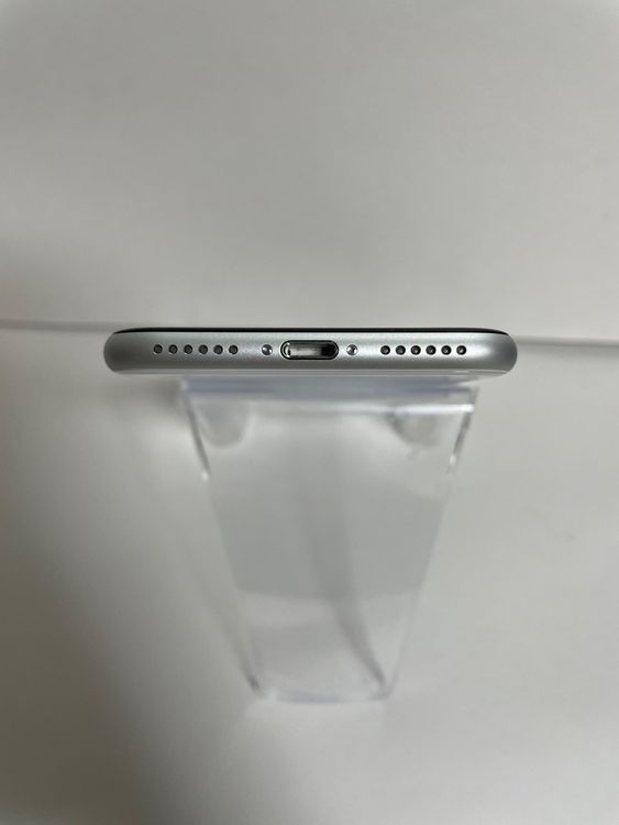 ϥԥͥͥå SIMե꡼ iPhoneSE裲  64GB ۥ磻 Хåƥ꡼94%