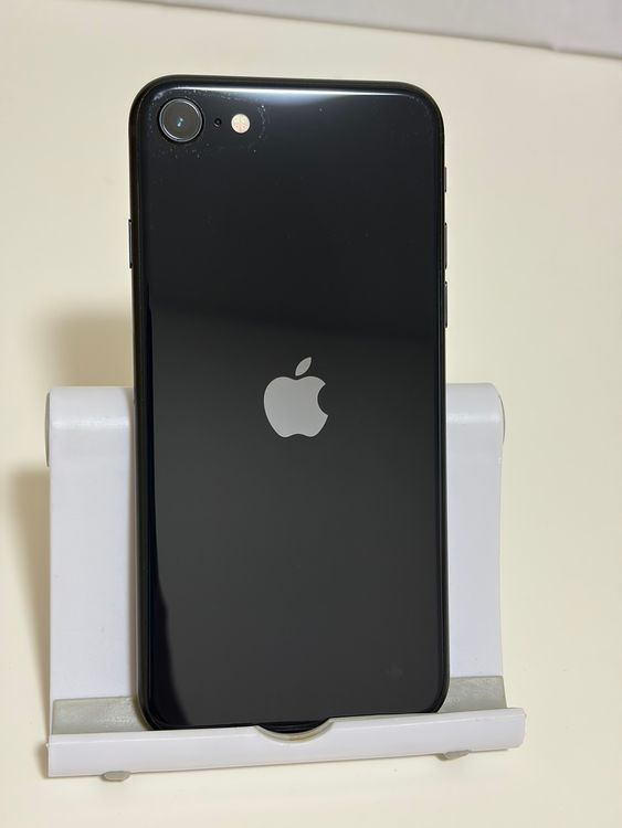 ���Хåƥ꡼81% SIM�ե꡼ iPhoneSE ��3���� 128GB �ߥåɥʥ���