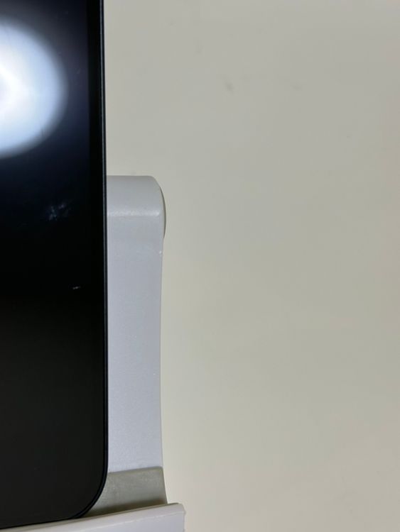 ���Хåƥ꡼92% SIM�ե꡼ iPhone16e 128GB �֥�å�