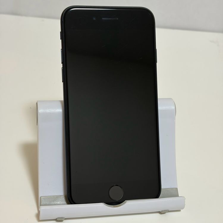 ���Хåƥ꡼83% SIM�ե꡼ iPhoneSE ��3���� 128GB �ߥåɥʥ���