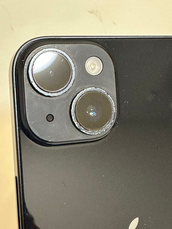 ���Хåƥ꡼84% SIM�ե꡼ iPhone14 128GB �ߥåɥʥ���