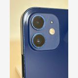 ���Хåƥ꡼85% SIM�ե꡼ iPhone12 64GB �֥롼