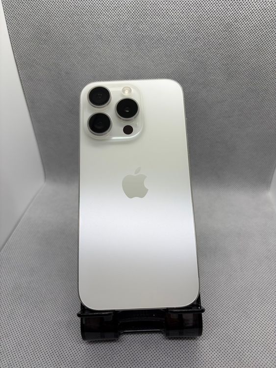 ��SIM�ե꡼ iPhone15Pro 256GB �ۥ磻�ȥ����˥��� �Хåƥ꡼91%