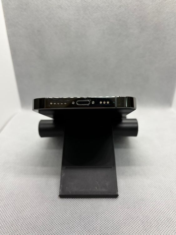 ���ϥԥͥ��ͥå� SIM�ե꡼ iPhone13Pro 256GB ����ե����� �Хåƥ꡼84%