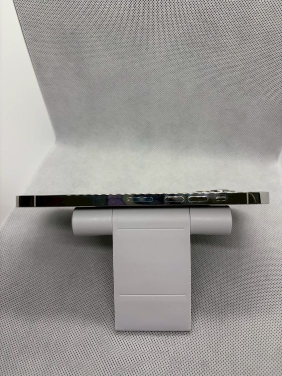 ���ϥԥͥ��ͥå� SIM�ե꡼ iPhone13ProMax 256GB ����С� �Хåƥ꡼86%