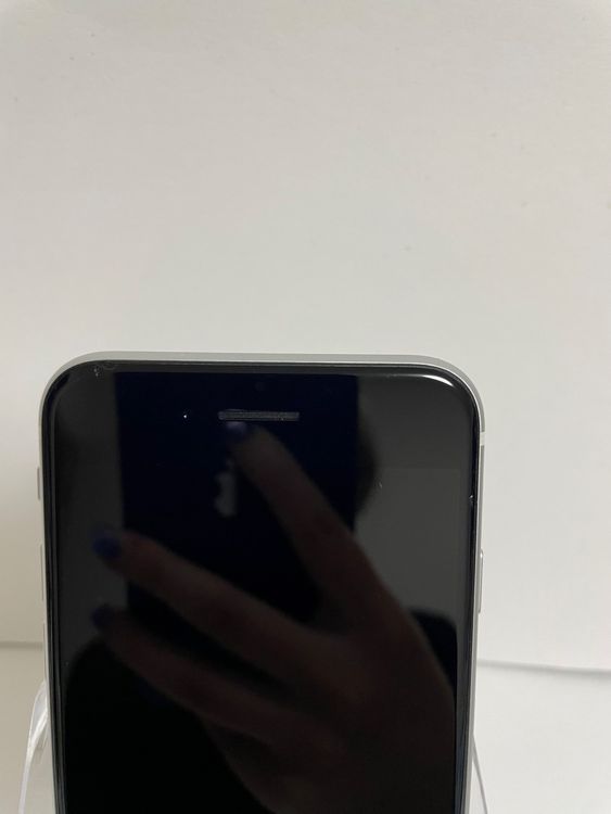 ϥԥͥͥå SIMե꡼ iPhoneSE 2 64GB ۥ磻 ̵