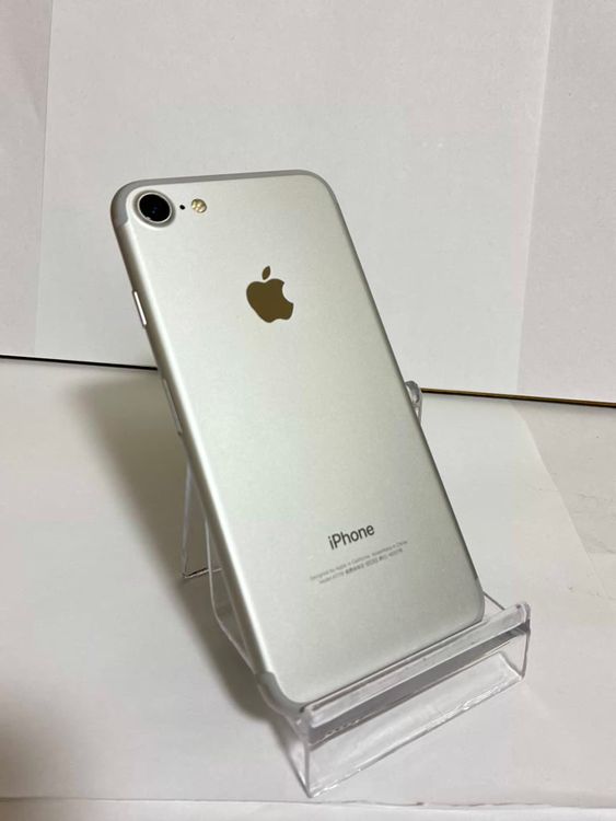 ���Хåƥ꡼83% Ķ���� iPhone7 32GB ����С�   ����̵��