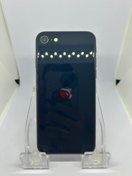 ��SIM�ե꡼ iPhoneSE��3����  64GB �ߥåɥʥ��� �Хåƥ꡼75%