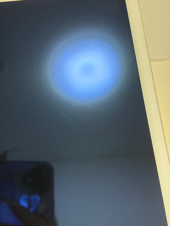 ��iPad Air 2 16GB ����С� au