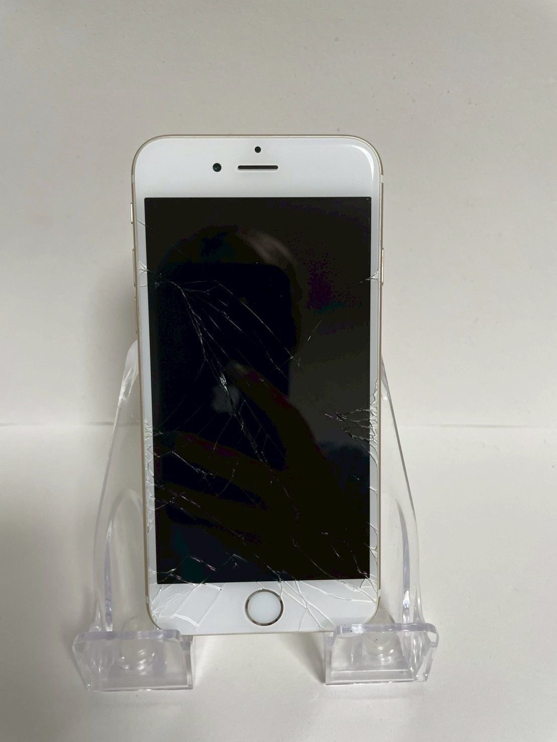 【極美品】箱ケーブル付き iPhone 6 Plus 64GB Gold ドコモ 新品未使用 iPhone 6 Plus ゴールド 64GB - メルカリ