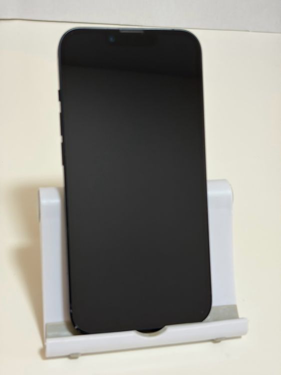 ���Хåƥ꡼84% SIM�ե꡼ iPhone14 128GB �ߥåɥʥ���