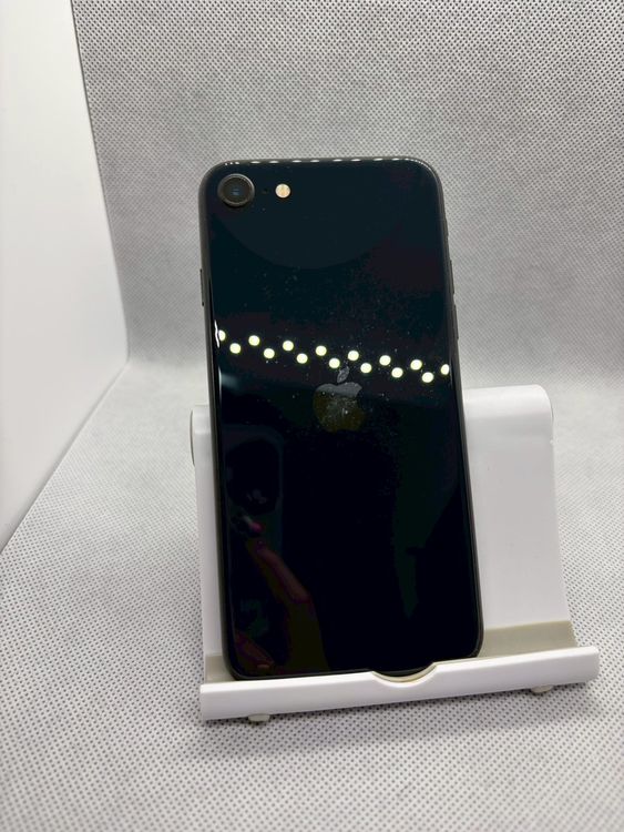 ��SIM�ե꡼ iPhoneSE ��3���� 128GB �ߥåɥʥ��� �Хåƥ꡼86%