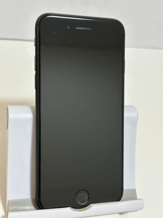 ��SIM�ե꡼ iPhoneSE ��2���� 64GB �֥�å�