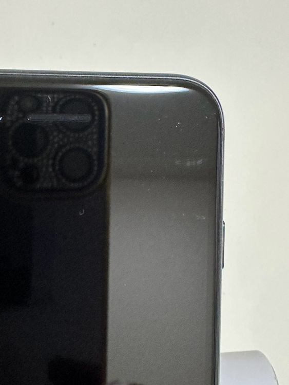 ���Хåƥ꡼100% SIM�ե꡼ iPhoneSE ��2���� 64GB �֥�å�