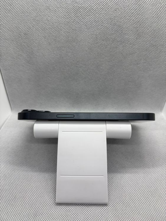 ���Хåƥ꡼100% SIM�ե꡼ iPhone14 128GB �ߥåɥʥ���