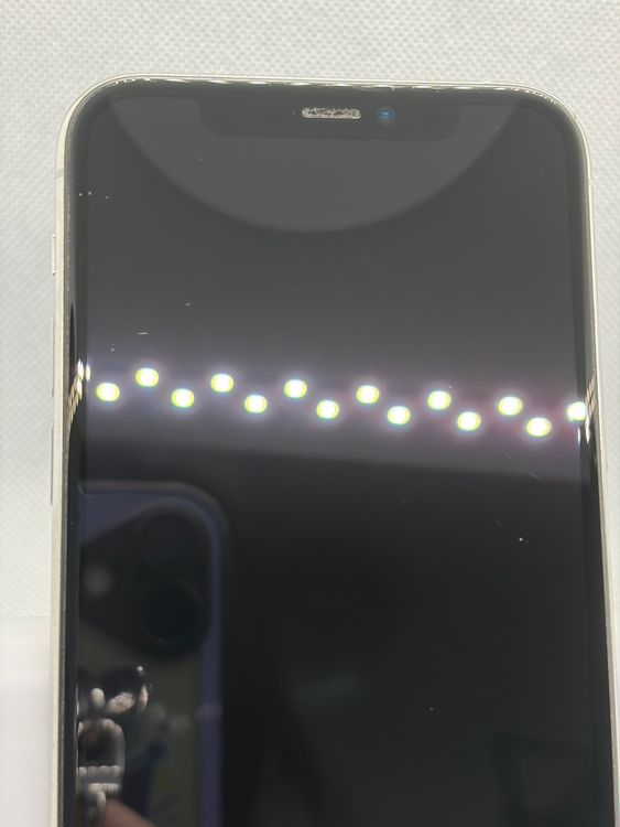 ��SIM�ե꡼ iPhone11Pro 256GB ����С�