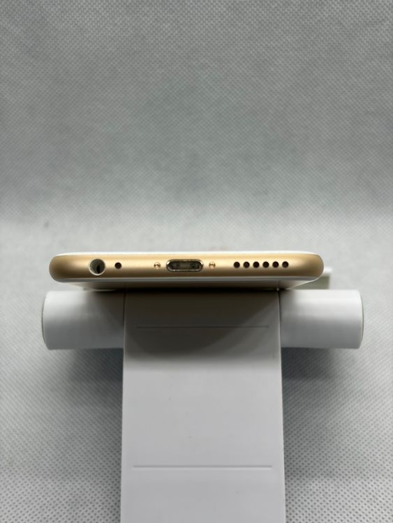 ���Хåƥ꡼82% SIM�ե꡼ iPhone6s 32GB �������