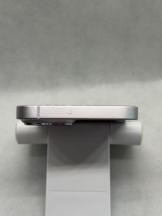 ���Хåƥ꡼85% SIM�ե꡼ iPhone14 128GB �ѡ��ץ�