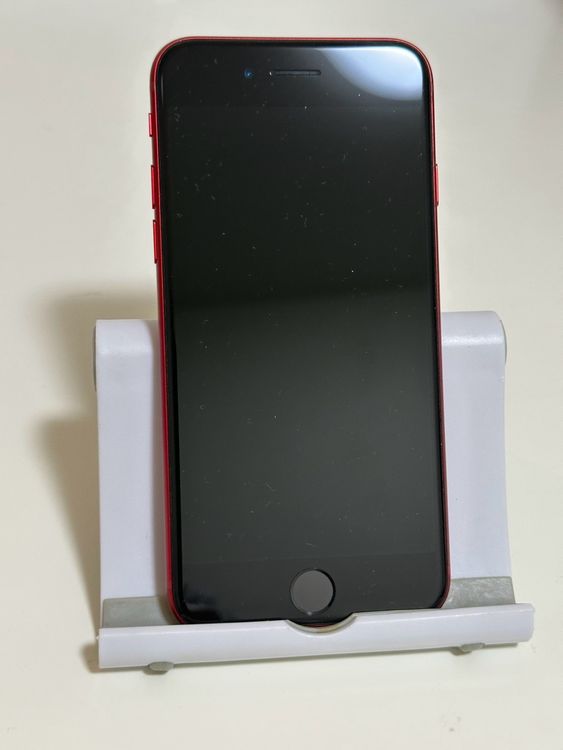 ���Хåƥ꡼100% Ķ���� SIM�ե꡼ iPhoneSE ��3���� 128GB ��å�